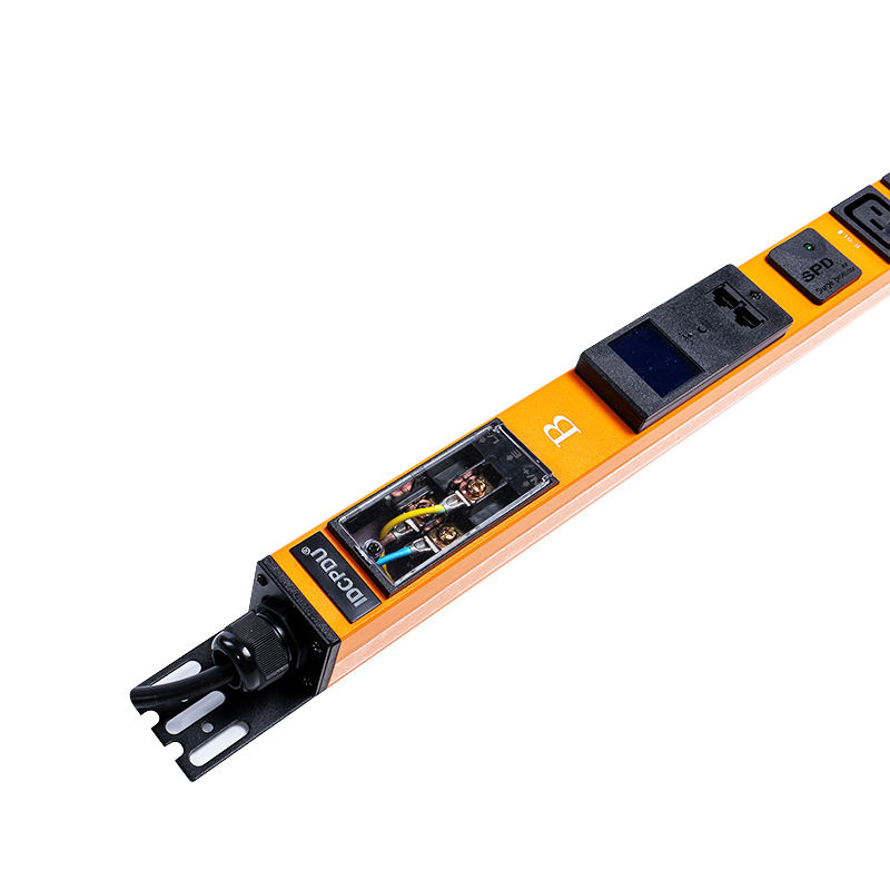 22 コンセント IEC C13 IEC C19 1.5U サージ保護 PDU 垂直設置ホットスワップ可能 RS485 メーター装備ラック PDU